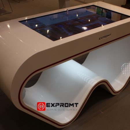 09.02.2011: Представляем совместный проект “Экспромт” и “CRASIIS” – интерактивный стол из камня “Модель-W”