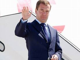 24.02.2015: Дмитрий Медведев открыл новый терминал аэропорта Курумоч